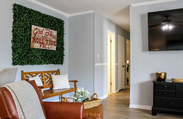 Cozy 3BR/2BA Home Near Bryant-Denny Stadium - Sleeps 7