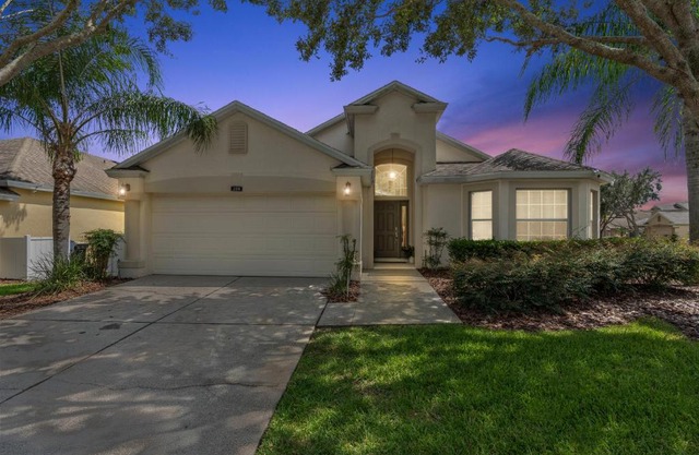 Cozy 4 Bedrooms Next to DisneyPrivate Pool