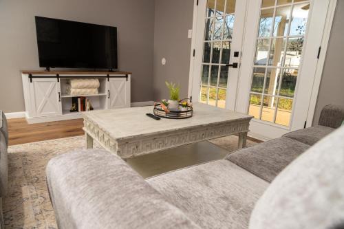 Cozy 4br House - Utk, Dt, Covenant Health Park