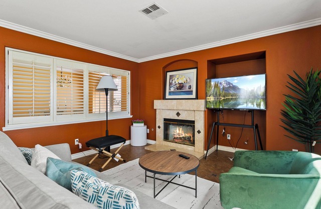 Cozy 4BR Retreat｜Fully Equipped Kitchen,Patio & Pet-Friendly｜FlexibleLease#41817