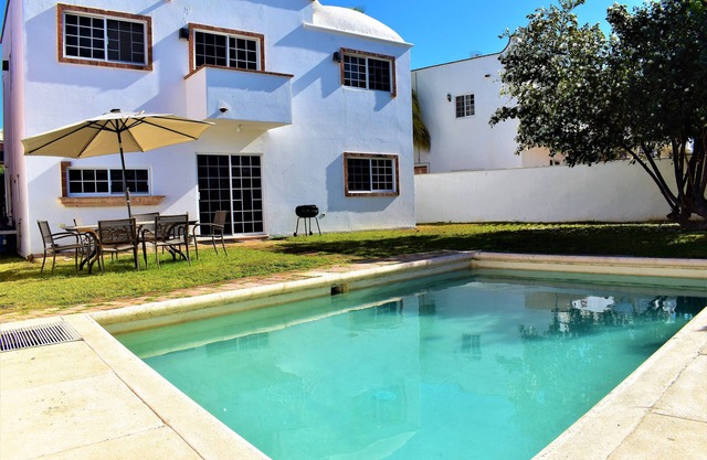 Cozy 5BD Home, 7Min From Marina & Downtown