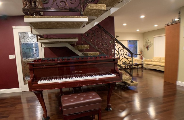 COZY 5Br 3Bath HOME, POOL - Knott Berry, Disneyland, Beaches