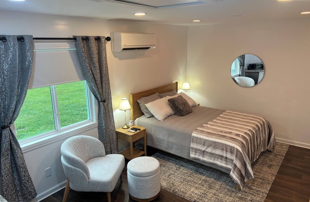 Cozy Accessible Studio Near Wake Forest & Downtown Winston-Salem