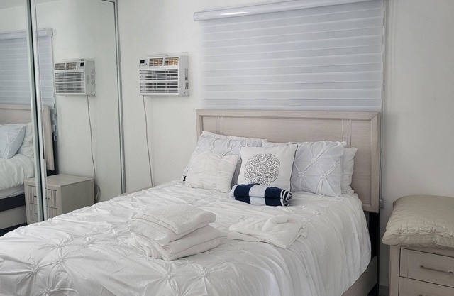 Cozy and luxurious apartment 15 minutes from the airport and beautiful beaches.