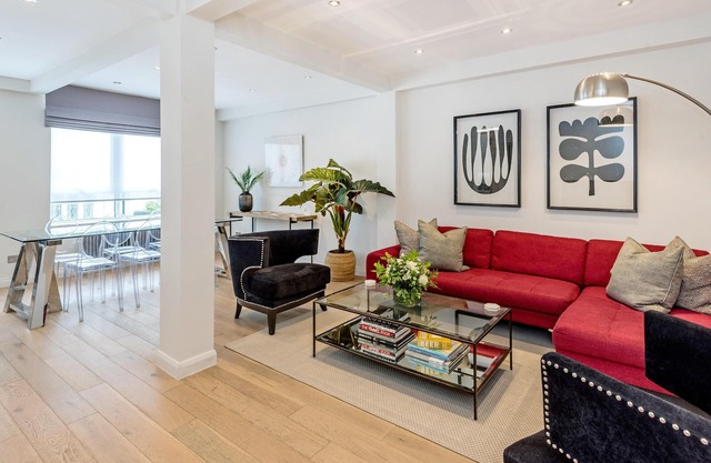 Cozy and warm apartment in the heart of London, 3 bedrooms