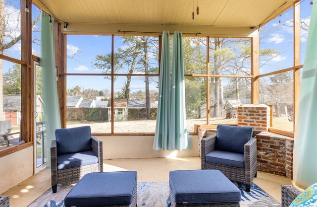 Cozy Annapolis Getaway: Firepit, Pet-Friendly, Fenced Yard, Beach Access