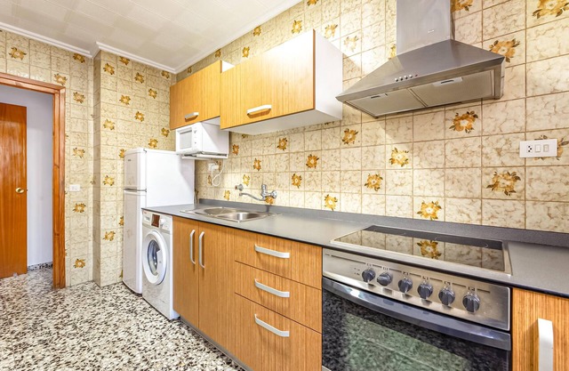 Cozy apartment in Camarena de la Sierra with WiFi