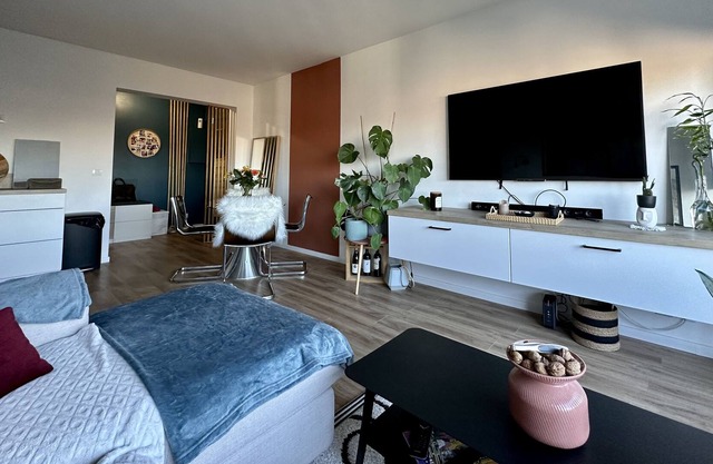 Cozy apartment 68 m2 fully equipped with secure garage