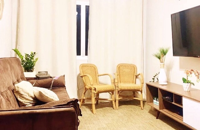 Cozy apartment for rent next to the beach in Guarujá