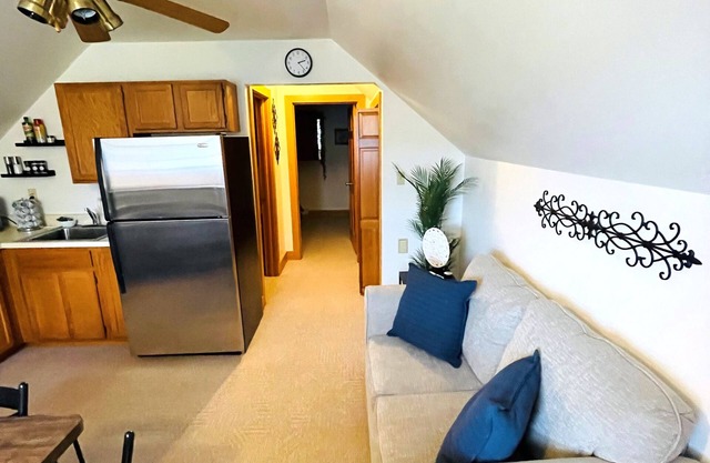 Cozy Apartment in Northumberland, PA -set in rural PA on a small horse farm