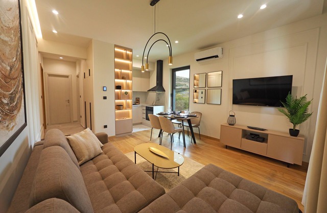 Cozy apartment in a safe and residential oasis just few minutes from the center