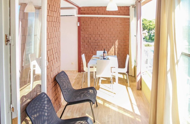 Cozy apartment in Alicante with WiFi