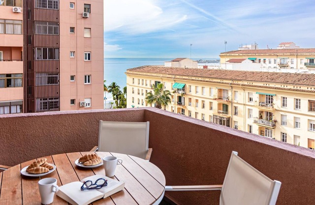 Cozy Apartment in Central Málaga, Close to Sancha Beach