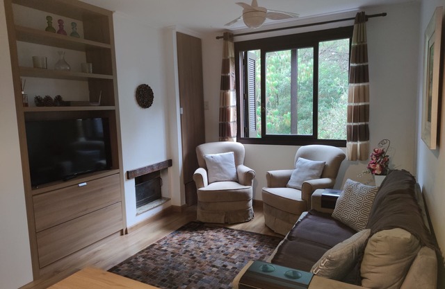 Cozy apartment in Knorrville, for 5 people