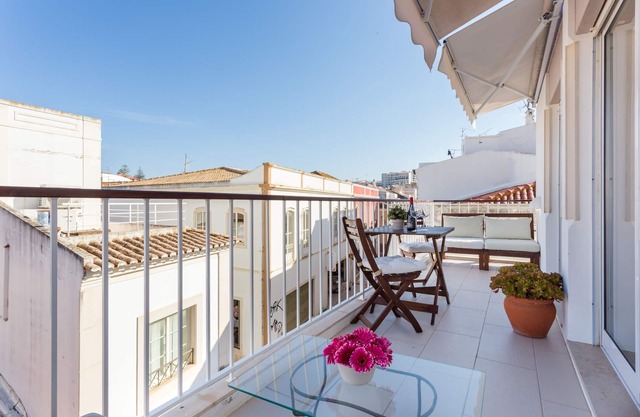 Cozy Apartment in Lagos Historic Center near all the best restaurants/cafes