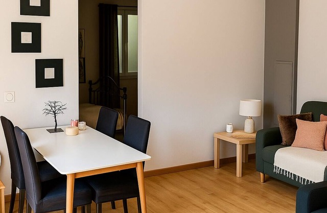Cozy apartment very close to Pont du Gard
