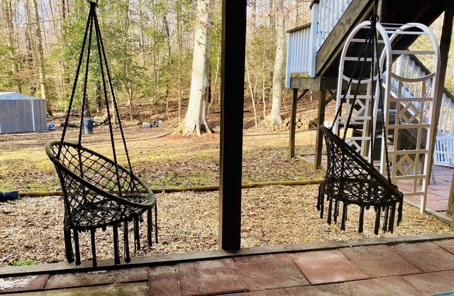 Cozy Apartment with Self-Check-In and Free Parking. Pet -Friendly!
