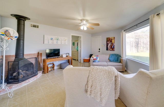 Cozy Bandera Cottage w/Medina River Access!