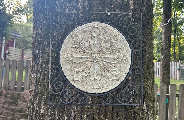 Cozy Basement Suite with Private Patio and Fire Pit