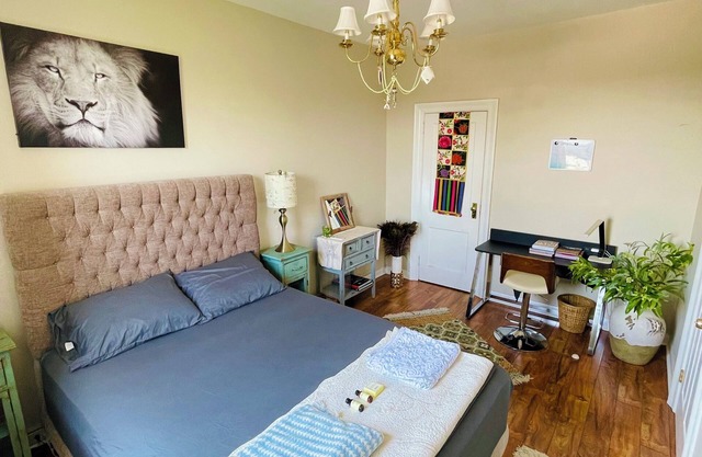 Cozy bedroom with WiFi, AC in peaceful North Bergen
