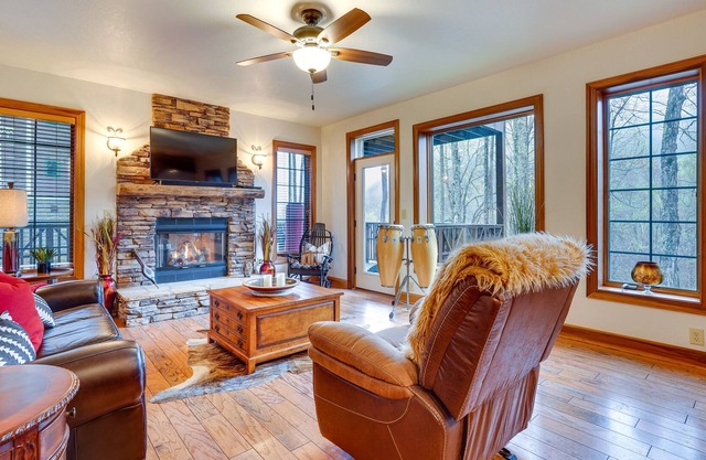 Cozy Blue Ridge Mountains Vacation Rental!
