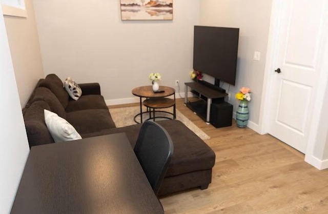 Cozy Brand New &Modern 1 bedroom Suite located in near Spruce Meadows SW Calgary