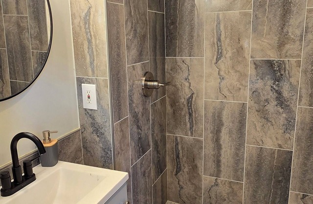 Cozy Cabin 1 | 1BR + Kitchenette Near Pikes Peak