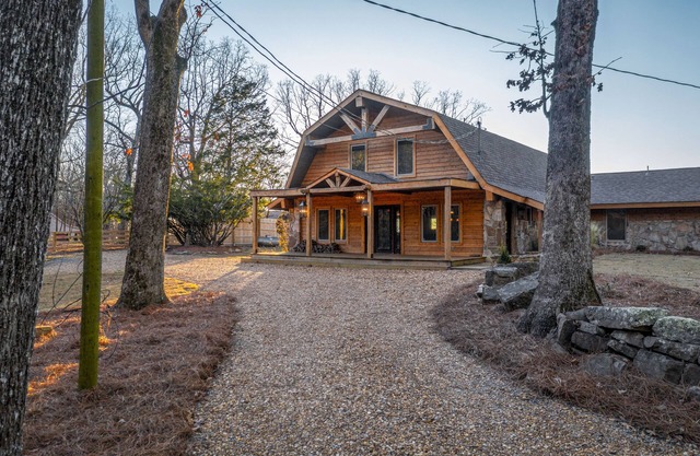 Cozy Cabin in Mentone - Incredible Views - Swimming Pool - Hot Tub