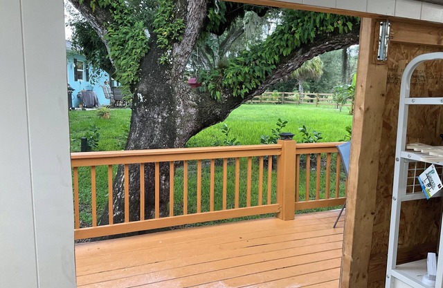 Cozy cabin with WiFi and AC in charming LaBelle