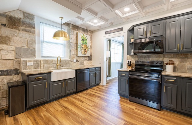 Cozy Caramel 2 Bd/2 Bth Bottom Floor Unit Sleeps 6