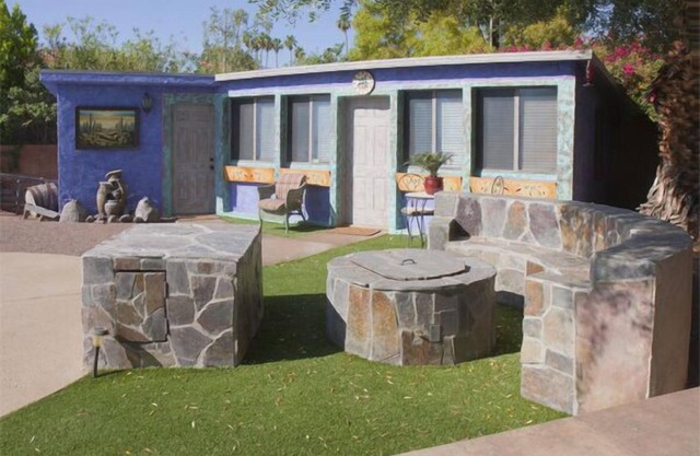 COZY CASITA - your huge, exclusive private backyard w/pool, jacuzzi & fire pit