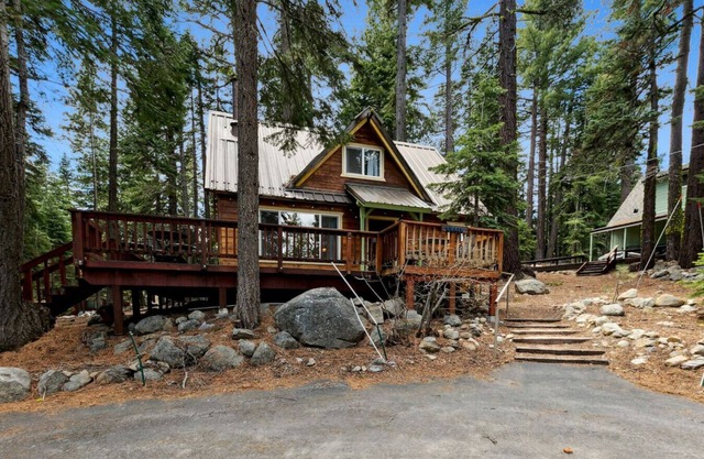 Cozy Chamberlands Cabin! 3BR/2BA