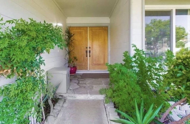 Cozy, chic 2-bedroom house in the heart of Poway