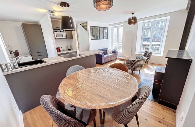 Cozy city center house, 200m from the beach, 2 bedrooms
