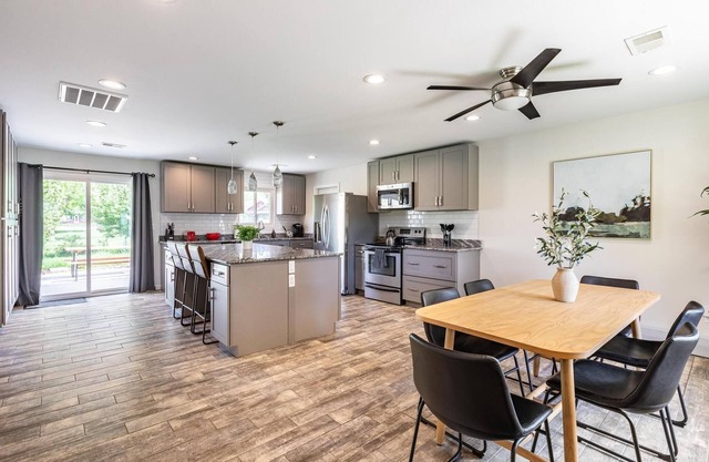 Cozy, Clean and Bright 4BR/2BA Home! Welcome!