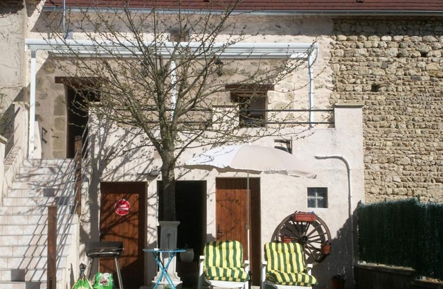 Cozy Cottage near Sioule River with Terrace, Private Garden, and Modern Amenities