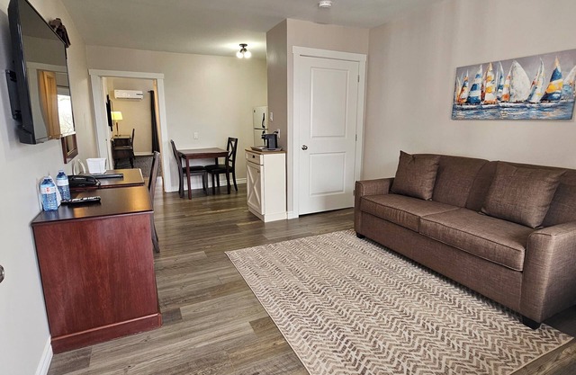 Cozy, Comfortable Hotel Suite with a Kitchen