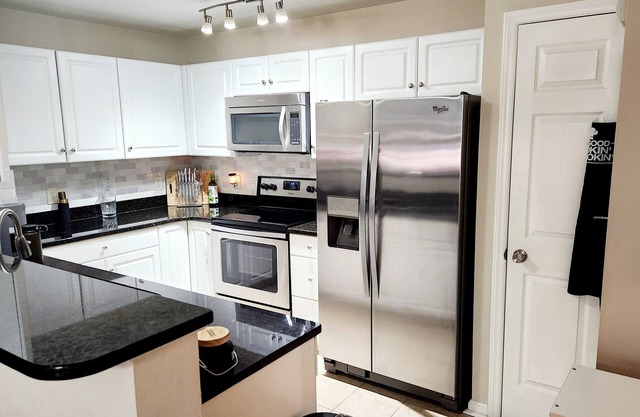 Cozy, Comfy, Convenient Condo