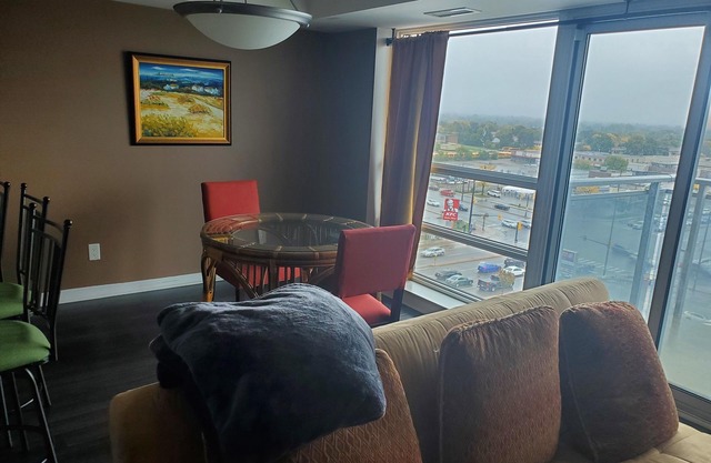 Cozy Condo in the Heart of Brampton