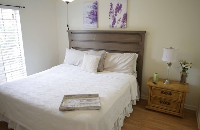 Cozy Condo near Buckhead and Mercedes Benz Stadium w/Free Parking