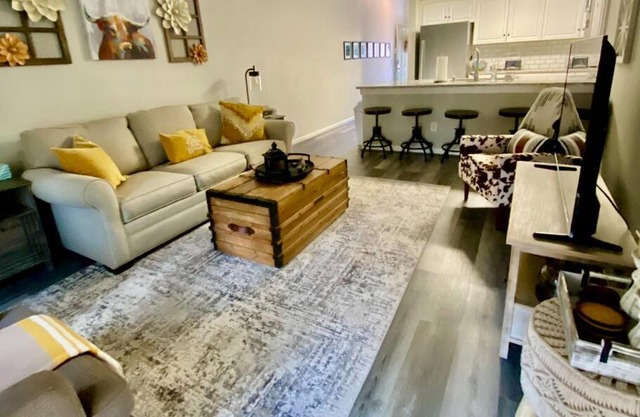 Cozy Corner - Family Beach Vacation Condo