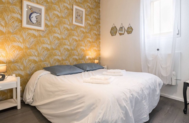 Cozy Cottage in Brière Park with Private Terrace and Garden Access