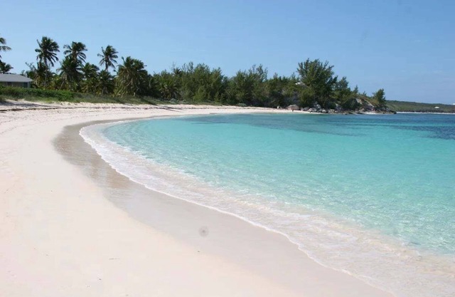 Cozy Cottage, Walk to Spectacular Twin Coves Beach