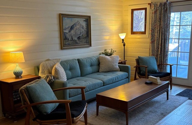 Cozy Cottage in Wrightwood