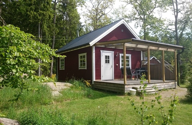 Cozy cottage near the lake, including free Wi-Fi and own rowing boat