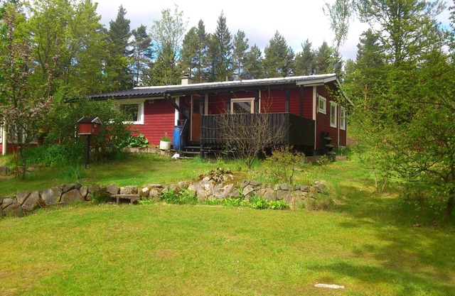 Cozy cottage near the lake, including free Wi-Fi and own rowing boat