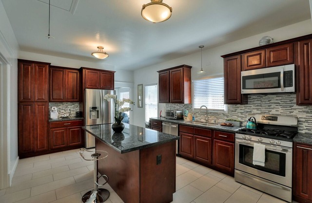 Cozy Downtown San Jose House-Business/Vacation