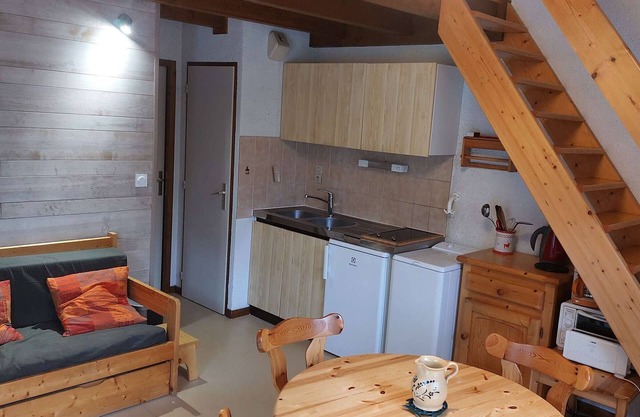 Cozy duplex for 5/6 people in Arêches-Beaufort, ski-in/ski-out