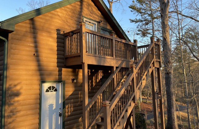 Cozy efficiency located in Blue Ridge