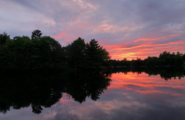 Cozy Family Cottage - Perfect for playing on the water and evenings on the deck.